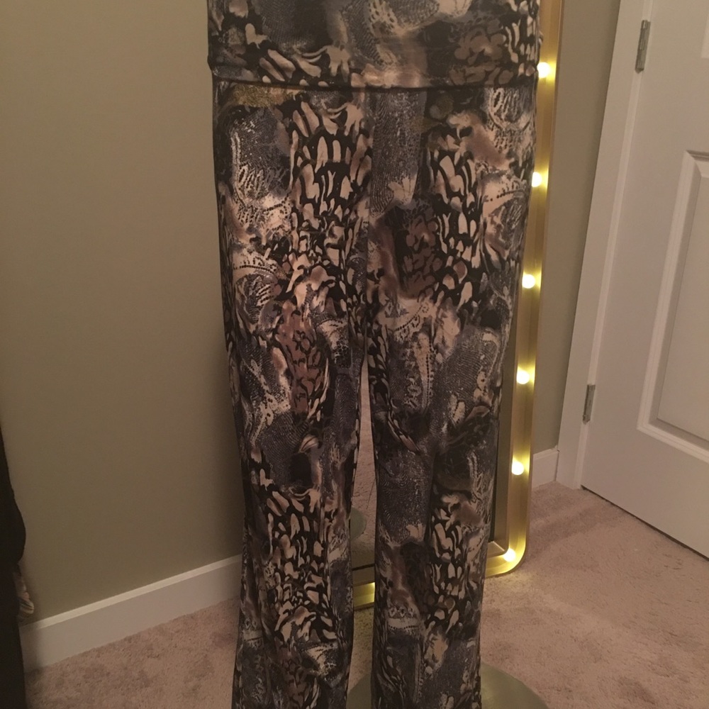 Pants - Picture 3 of 4